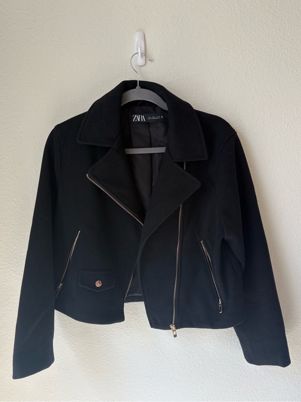 ZARA Black Cropped Jacket